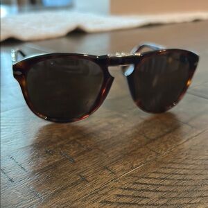 Persol Sunglasses 
PO0714 24/31 54-21
